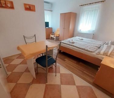 Kehidakustany Apartment | Petra Apartmanház