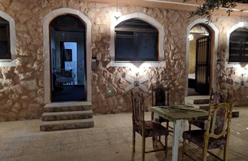 Wadi Musa Hotel | Petra Bedouin House