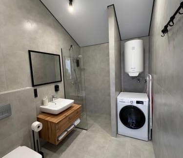 Verkhniy Yasenov Apartment | Petrick House