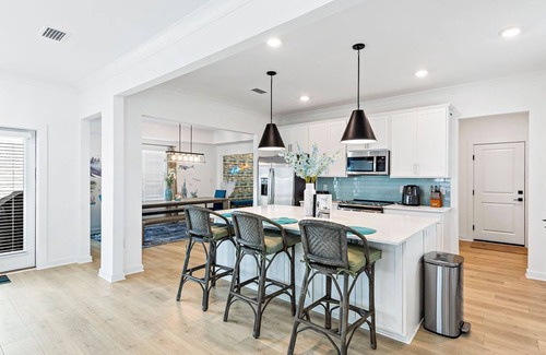 Orange Beach House | Pets Friendly! Beach, Pool, Bay, Beach Gears, Toys! in Orange Beach