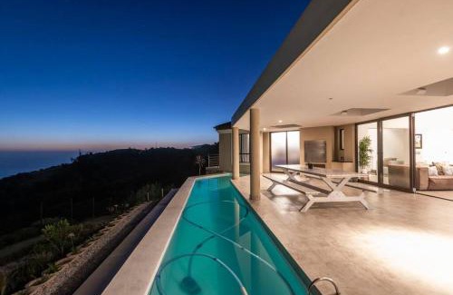 Knysna House | Pezula Beachfront Splendour - 5 bedroom