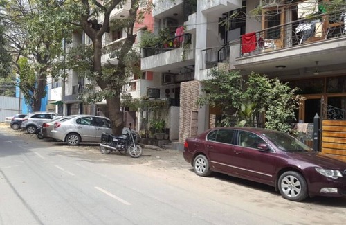 New Delhi House | PG NESTAWAY-Budget Double Room E