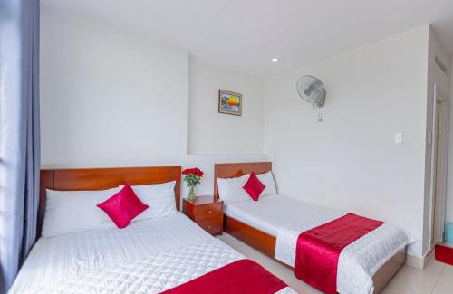 Tan Thuan Dong Hotel | Phú Gia 464 NVL