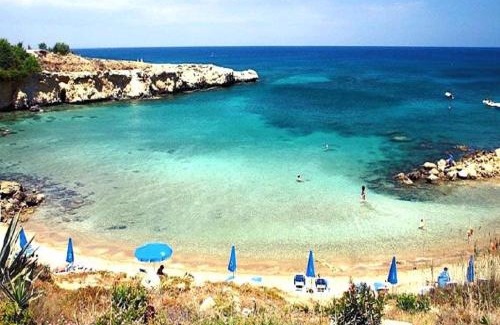 Kapparis Villa | Phaedrus Living: Seaside Luxury Villa Anafi