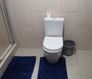 Kingsborough Bed & Breakfast | Phakathi Lifestyle Village Umnini