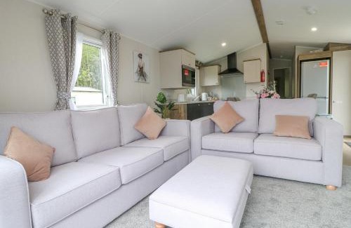 Swannington House | Pheasant Lodge