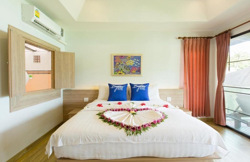 Ko Phi Phi Resort | Phi Phi Bayview Premier Resort