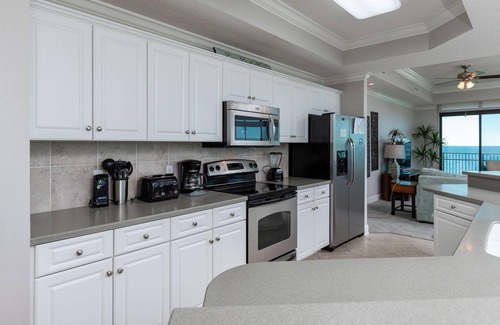 Orange Beach Condo | Phoenix West by Brett/Robinson Vacations