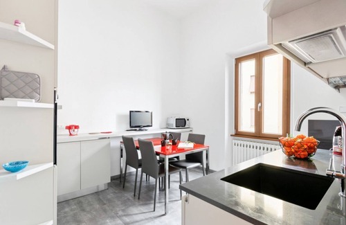 Campo di Marte Apartment | Piazza Alberti Apartment with Terrace