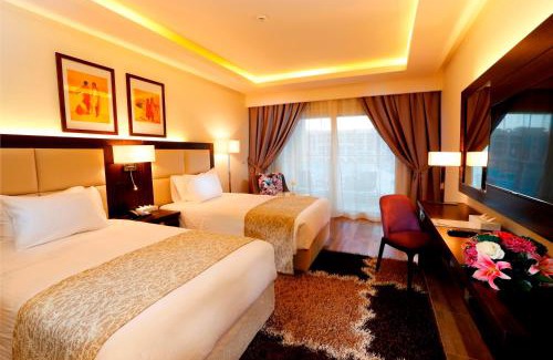 Al Mamsha El Seyahi Resort | Pickalbatros White Beach Resort - Hurghada