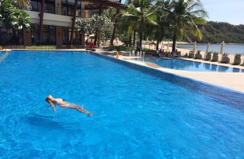 Nasugbu Apartment | Pico de Loro Cove at Hamilo Coast, 1BR condo for 6guests (7 with child 0-1y/o)