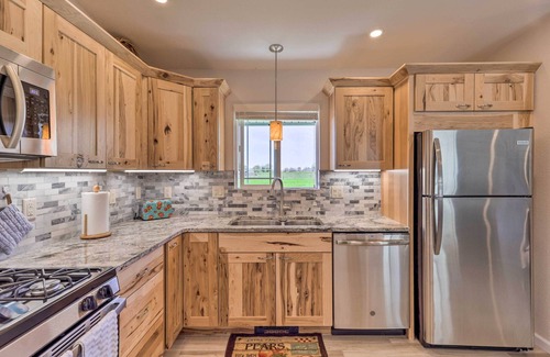 Palisade House | Picturesque Palisade Home: Mt Garfield Views!