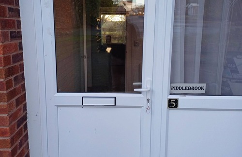 Inkberrow Apartment | Piddlebrook is a delightful self contained flat in the village of Inkberrow.