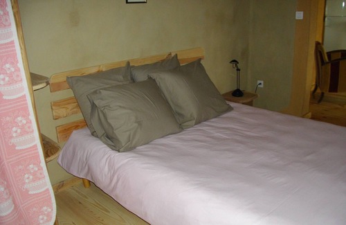 Estibeaux House | 'Pied à terre' made of natural materials, straw, earth and wood