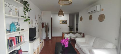Rodalquilar Apartment | PiedraNegra, apartamento completo con patio, terraza y BBQ