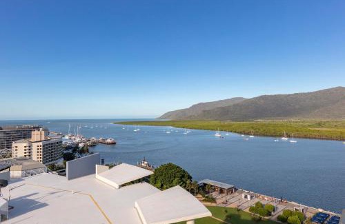 Cairns Central Business District Apartment | Piermonde Apartments Cairns