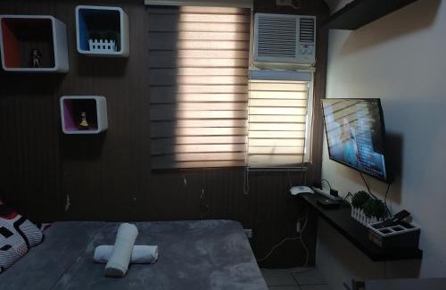 Highway Hills Hotel | pierrecondotel