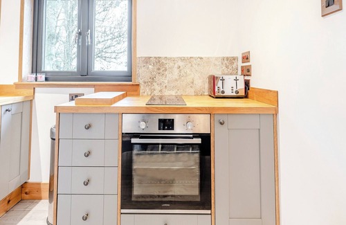 Hythe Cottage | Piglets House - UK43488