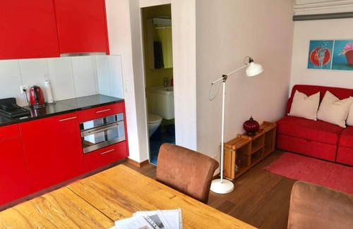 Wald Apartment | Pilgrim flat with a view