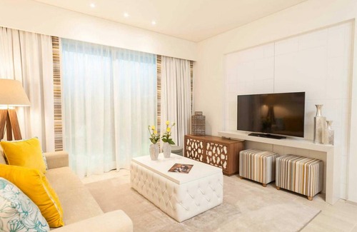 Olhos D'Agua Apartment | Pine Cliffs Garden Suite III
