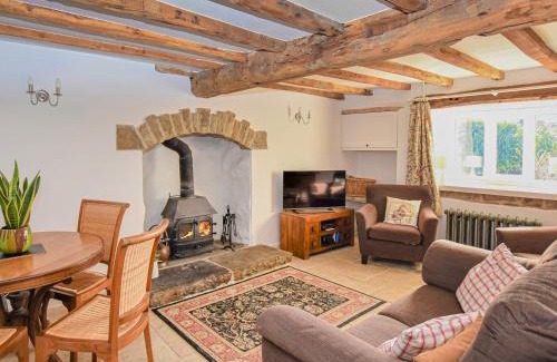 Eyam House | Pine Door