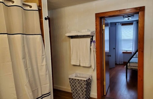 Richland Center House | Pine Trails Escape