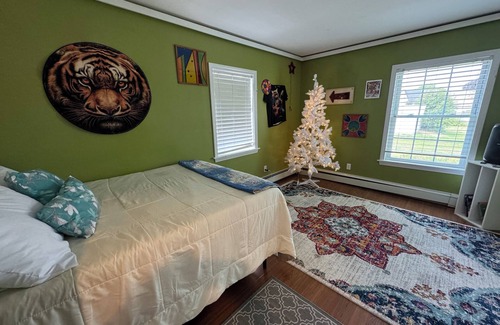 Pittsfield Bed & Breakfast | Pine Tree Trail Lodge