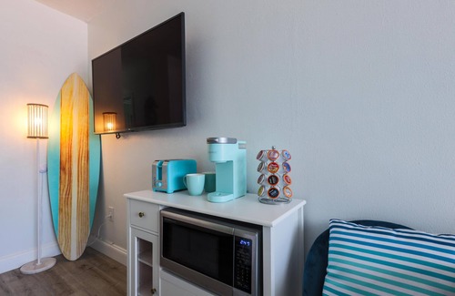 New Smyrna Beach Condo | Pineapple Pad Studio at Coastal Waters