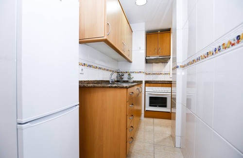La Pineda Apartment | PINEDA 5 with communal pool, beach at 100m