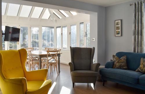 St Margaret's at Cliffe House | Pines Cottage - Uk42110