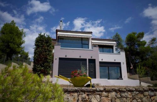 Theologos Villa | Pines sea view villa 170 sqm in Theologos