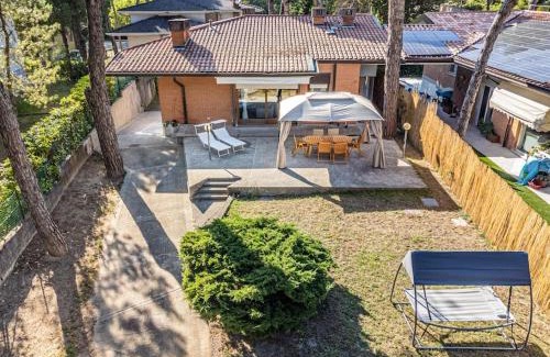 Lignano Riviera Villa | PINETA HOUSE LIGNANO [Free Parking-Beach-Garden]