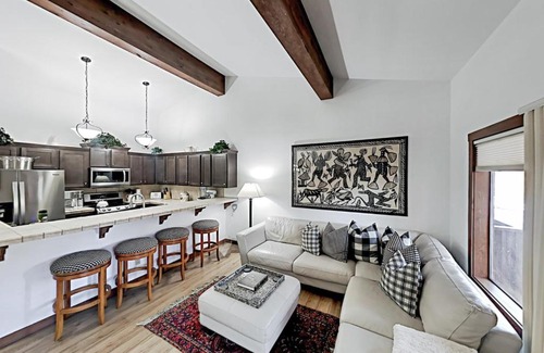 Zephyr Cove Hotel | Pinewild Condo 80