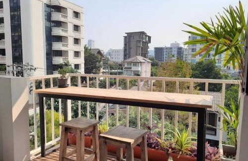 Phaya Thai Bed & Breakfast | Pingplalee Female House