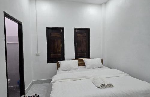 Nong Khiaw House | Pinkeo Guesthouse