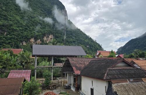 Nong Khiaw House | Pinkeo Guesthouse