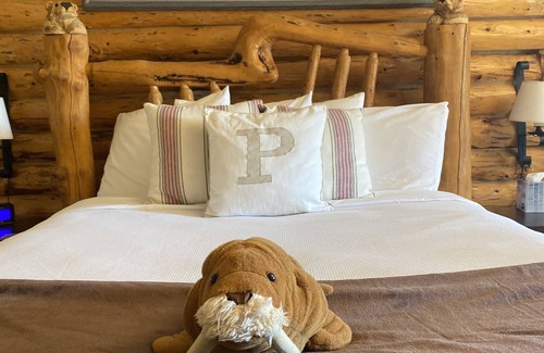 Wasilla Bed & Breakfast | Pioneer Ridge B&B Inn