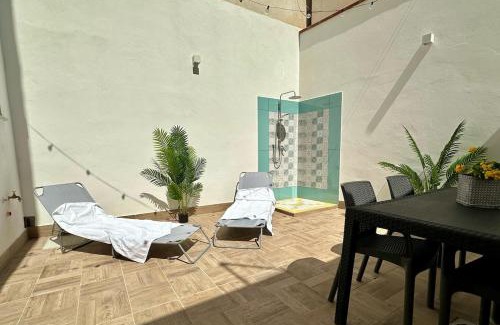 Palermo Apartment | Pippo's Home, appartamento moderno, accogliente e con spazio esterno privato vicino tra Mondello e il centro storico di Palermo