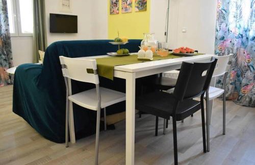 Archanes-Asterousia Apartment | Pirgos Colorful Studio Sleeps 2 Parking WiFi Ac