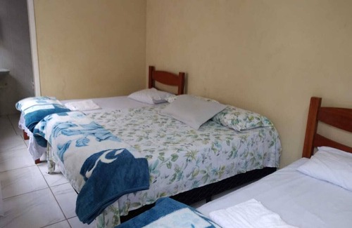 Itanhaem House | Piscina 6 QUARTO 300mPRAIA CHURRASQUEIRA