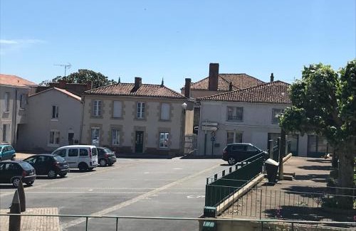 Mouilleron-Saint-Germain Apartment | Place au Repos