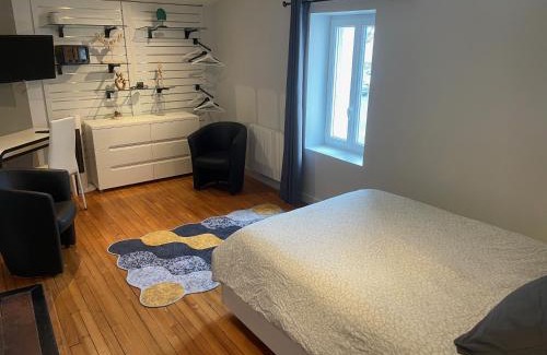 Mouilleron-Saint-Germain Apartment | Place au Repos