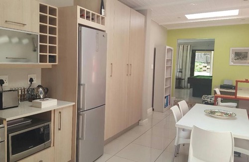 Greater Johannesburg Metropolitan Area Villa | Place on 1st