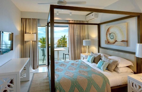 Pointe aux Biches Apartment | Plage Bleue Beachfront Apartments