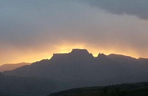 Cathkin Park House | Plain Champagne Guest Farm, Champagne Valley