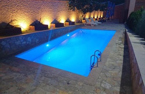 Mladenovac Apartment | Planinske Kuće Grocka