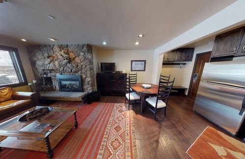 Vail Condo | Platinum Condo @ Manor Vail - Free Breakfast!