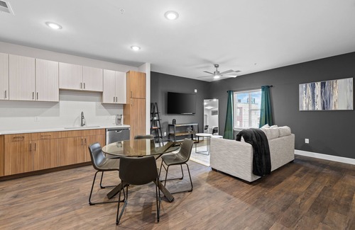 The Gulch Apartment | Platinum Suite Penthouse Suite The Gulch