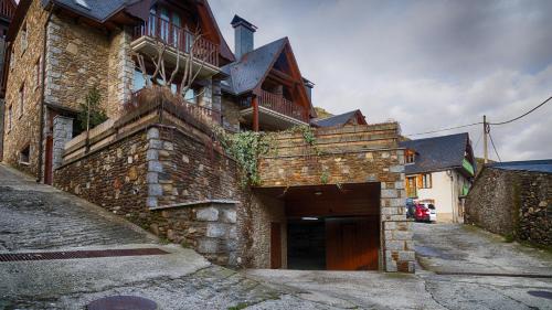 Bossost House | Plaus