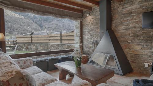 Bossost House | Plaus